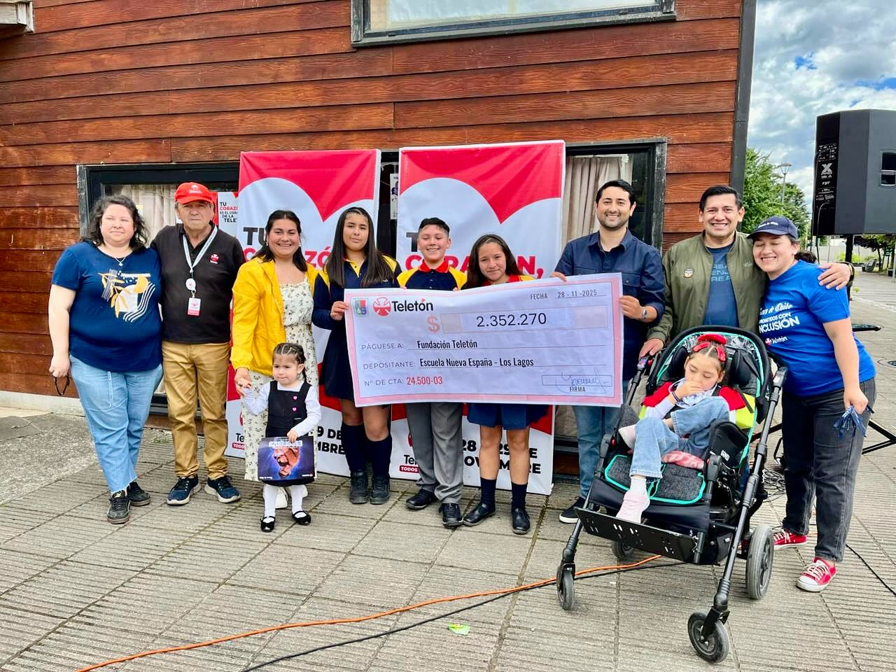 ¡Comunidad Escuela Nueva España presente en la Teletón 2025!